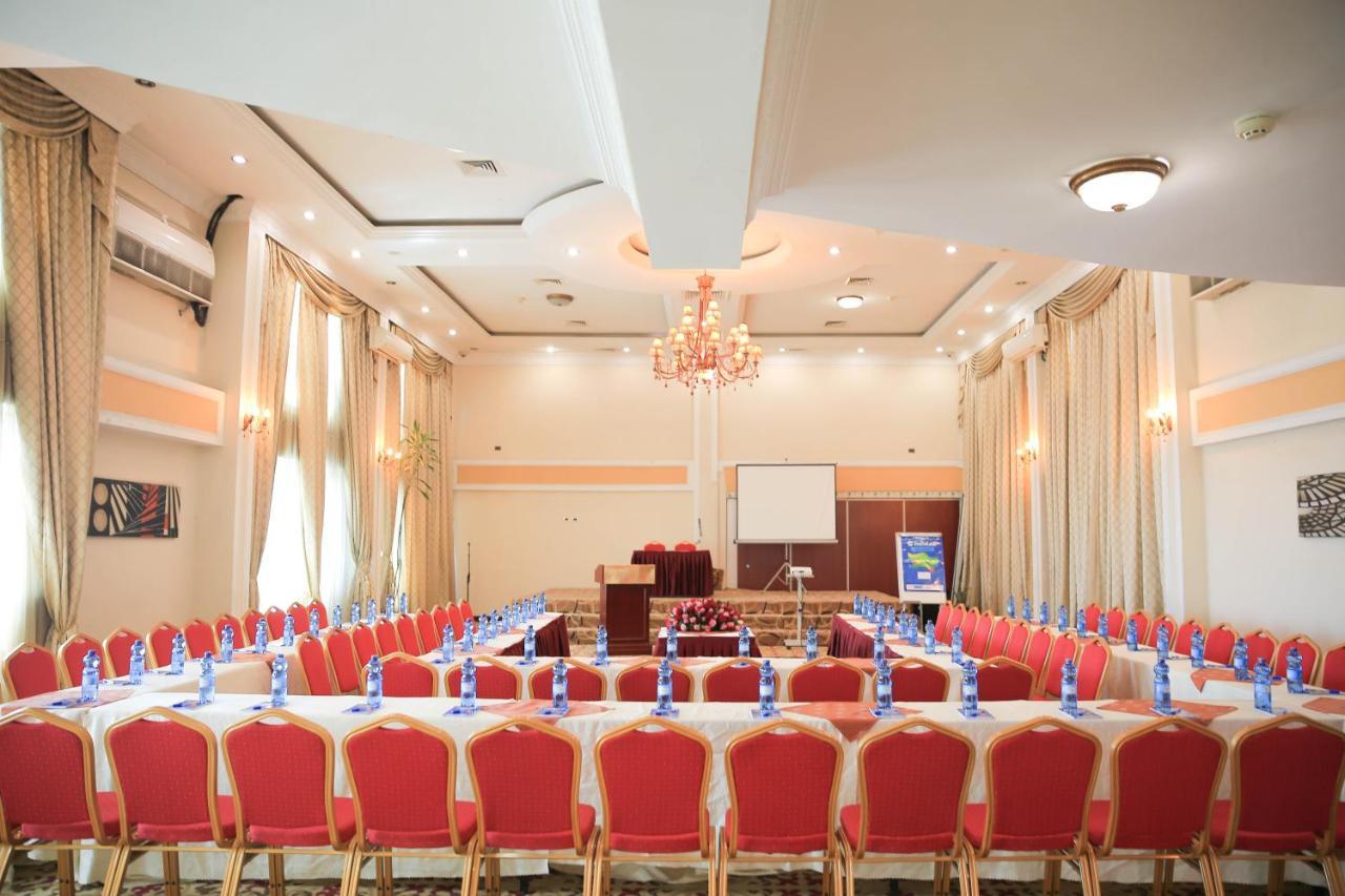 Swiss Inn Nexus Hotel Addis Ababa Exterior foto